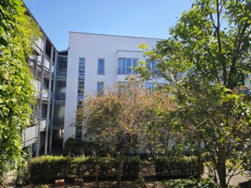 // vermietete 2- Raum Eigentumswohnung mit TG-Stellplatz //, 04289 Leipzig, Erdgeschosswohnung