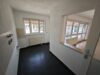 // leerstehende 3- Zimmer ETW mit Balkon und TG-Stellplatz // - Küche