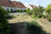 gute Rendite * provisionsfrei * vermietete DHH in ruhiger Lage mit Terrasse und Stellplatz - Garten vor dem Haus