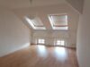 ++ Dachgeschoss Wohnung in Gohlis-Süd mit EBK / solide vermietet ++ - Zimmer