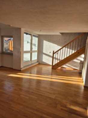 II 2- Zimmer Maisonette mit EBK, Balkon und TG-Stellplatz II frei ab sofort, 04249 Leipzig, Maisonettewohnung