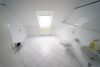 / 2 - Raum Dachgeschoss Wohnung mit Galerie und EBK / ab sofort - Bad