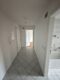 // bezugsfreie 2-Raum Wohnung mit Terrasse und TG-Stellplatz // - Flur