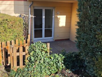 // bezugsfreie 2-Raum Wohnung mit Terrasse und TG-Stellplatz //, 04178 Leipzig, Erdgeschosswohnung