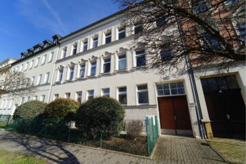 frisch renovierte 2-Raum Wohnung in guter Lage * EBK möglich *, 04178 Leipzig, Etagenwohnung
