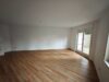 // bezugsfreie 2-Raum Wohnung mit Terrasse und TG-Stellplatz // - Wohnen