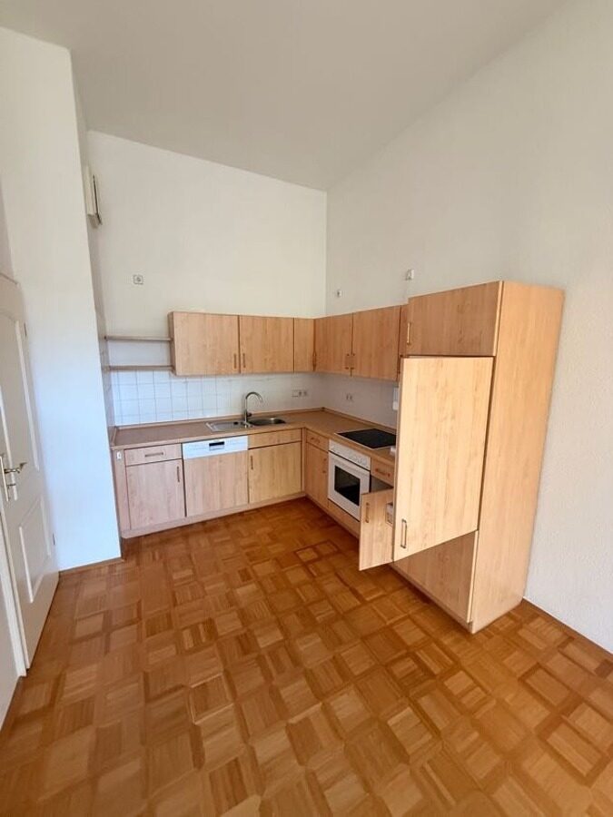 II 2- Raum Wohnung mit EBK und zwei Balkonen * frei ab sofort II - Foto 1
