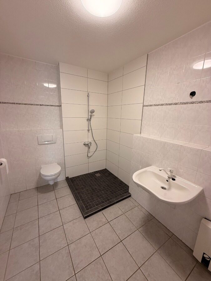 + barrierearme 1- Raum Wohnung mit Balkon im gepflegten Neubau + sofort frei - Foto 5
