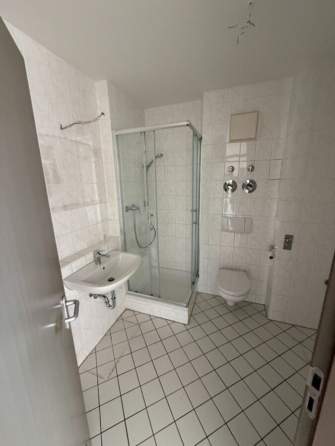 // helle 2-Raum Wohnung mit Balkon und TG-Stellplatz * ab sofort // - Photo 5