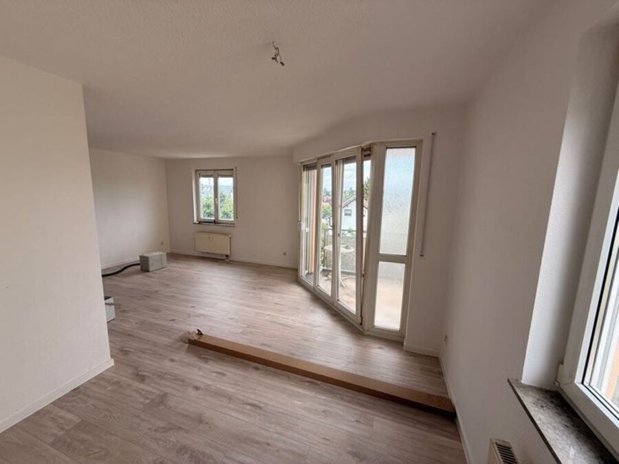 / 2-Raum Wohnung mit Balkon und TG-Stellplatz / ab 01.08.26 - Photo 1