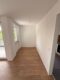 provisionsfrei // 2-Raum ETW mit EBK, Balkon und TG-Stellplatz // - Wohnzimmer