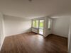 provisionsfrei // 2-Raum ETW mit EBK, Balkon und TG-Stellplatz // - Wohnzimmer