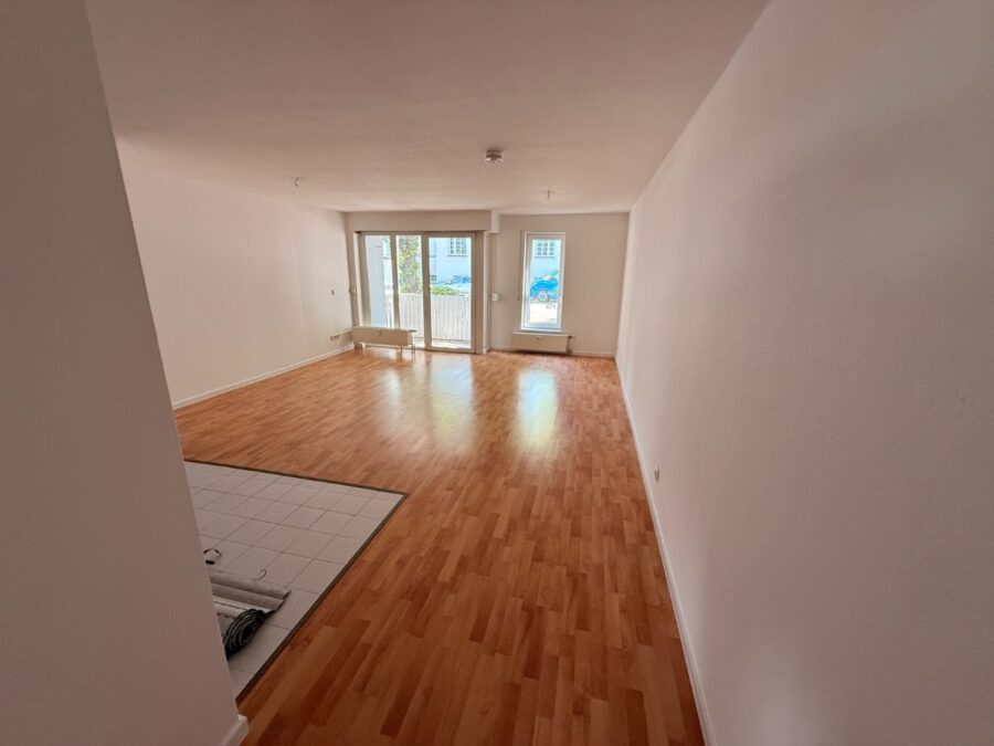 2- Raum Wohnung mit kleiner Terrasse * sofort frei! - Foto 2